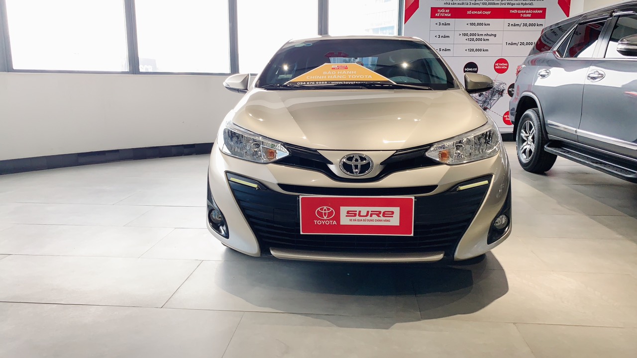 Toyota Vios 1.5E 2020 - Nâu vàng