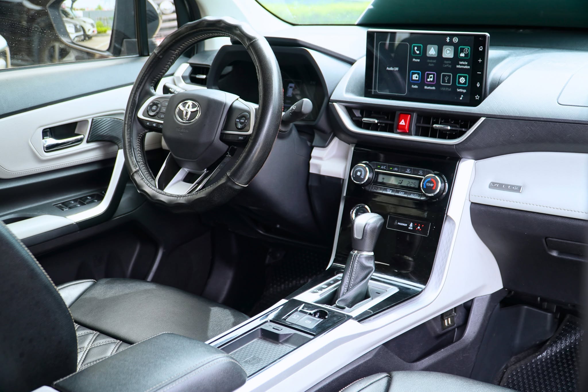 VELOZ CROSS CVT TOP