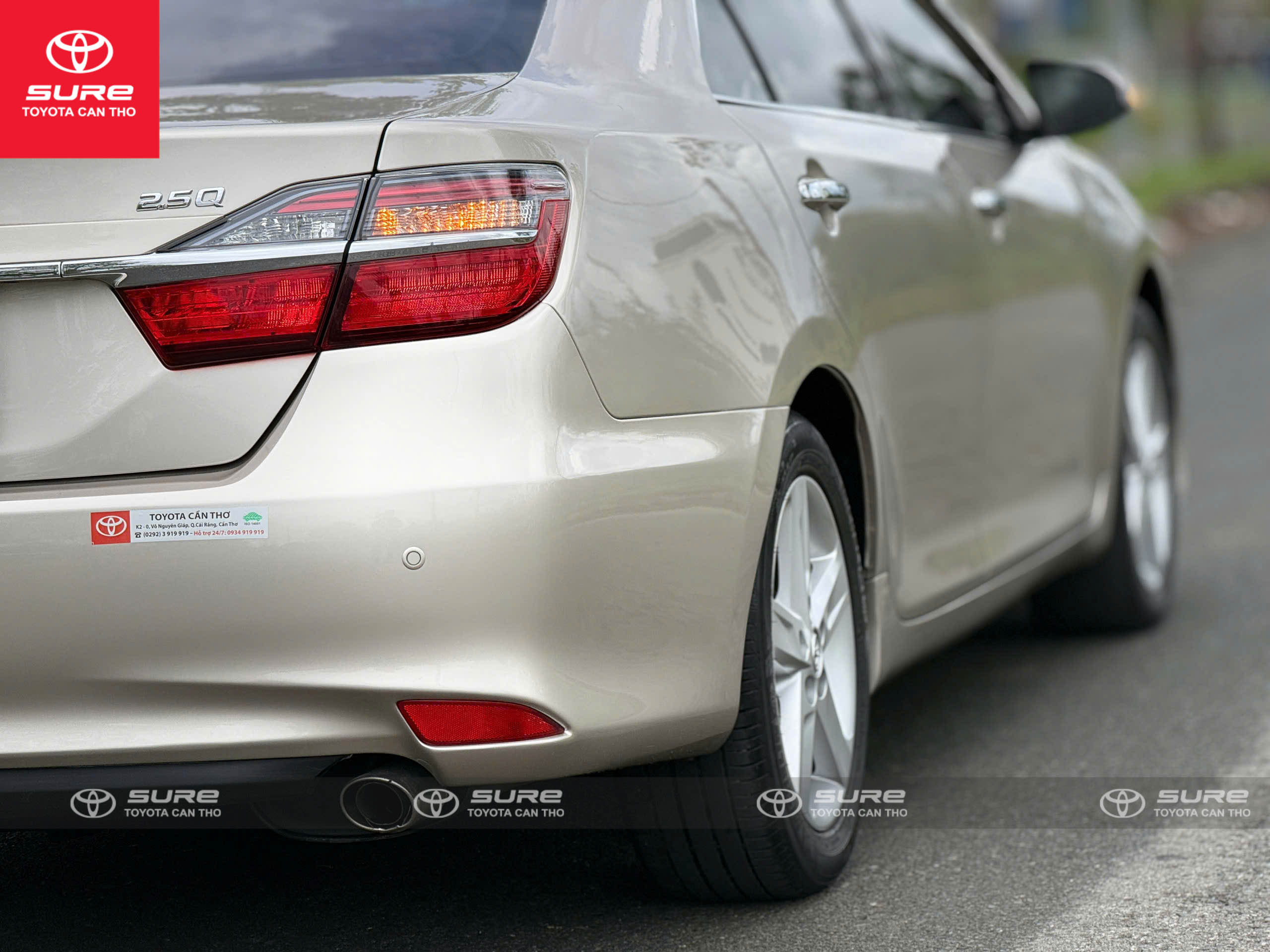 Camry 2.5Q
