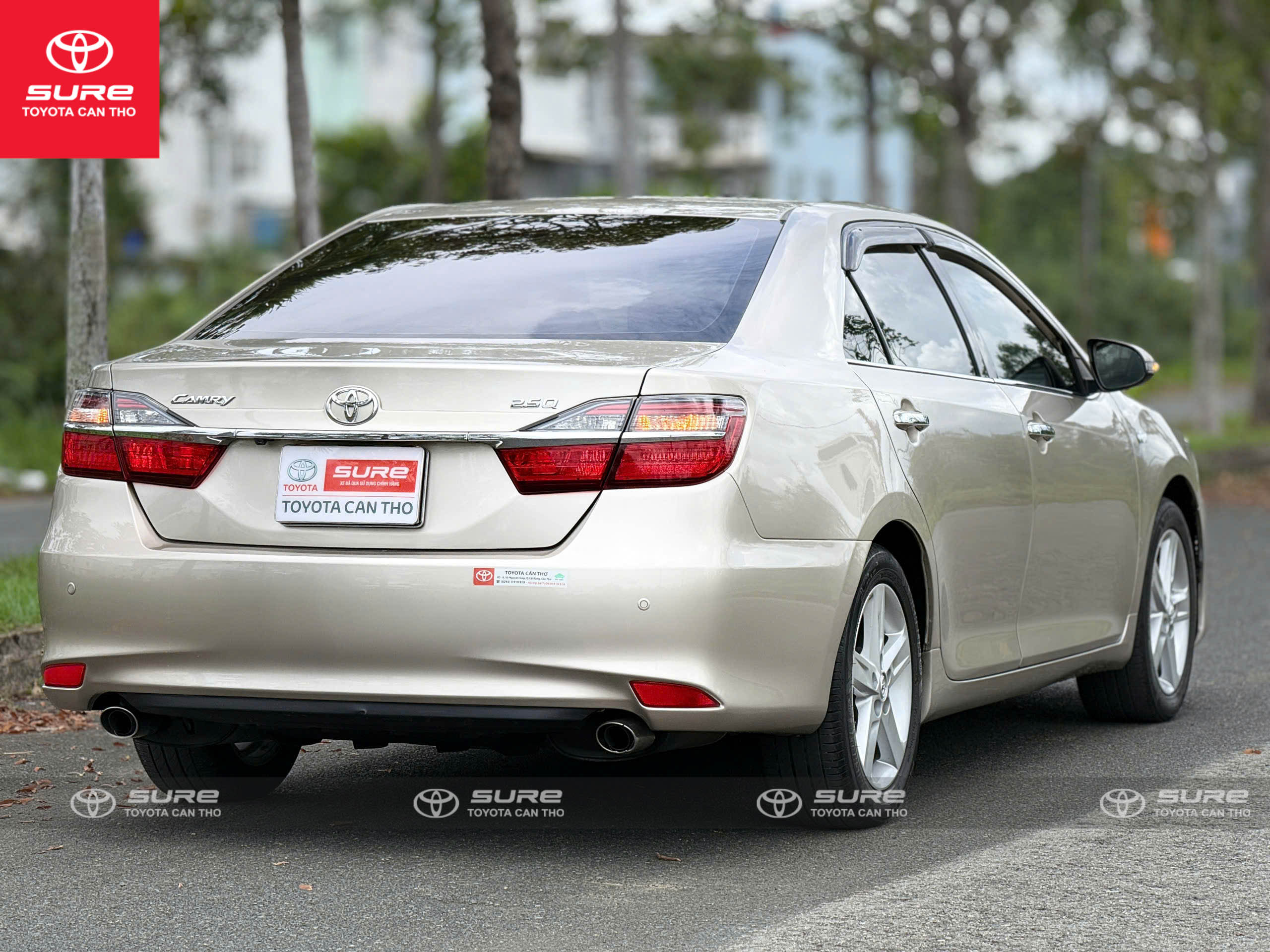 Camry 2.5Q
