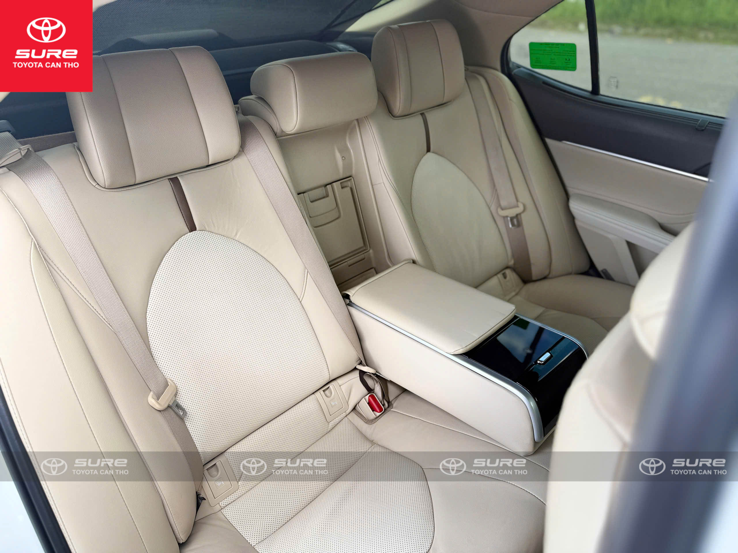 Camry 2.0Q
