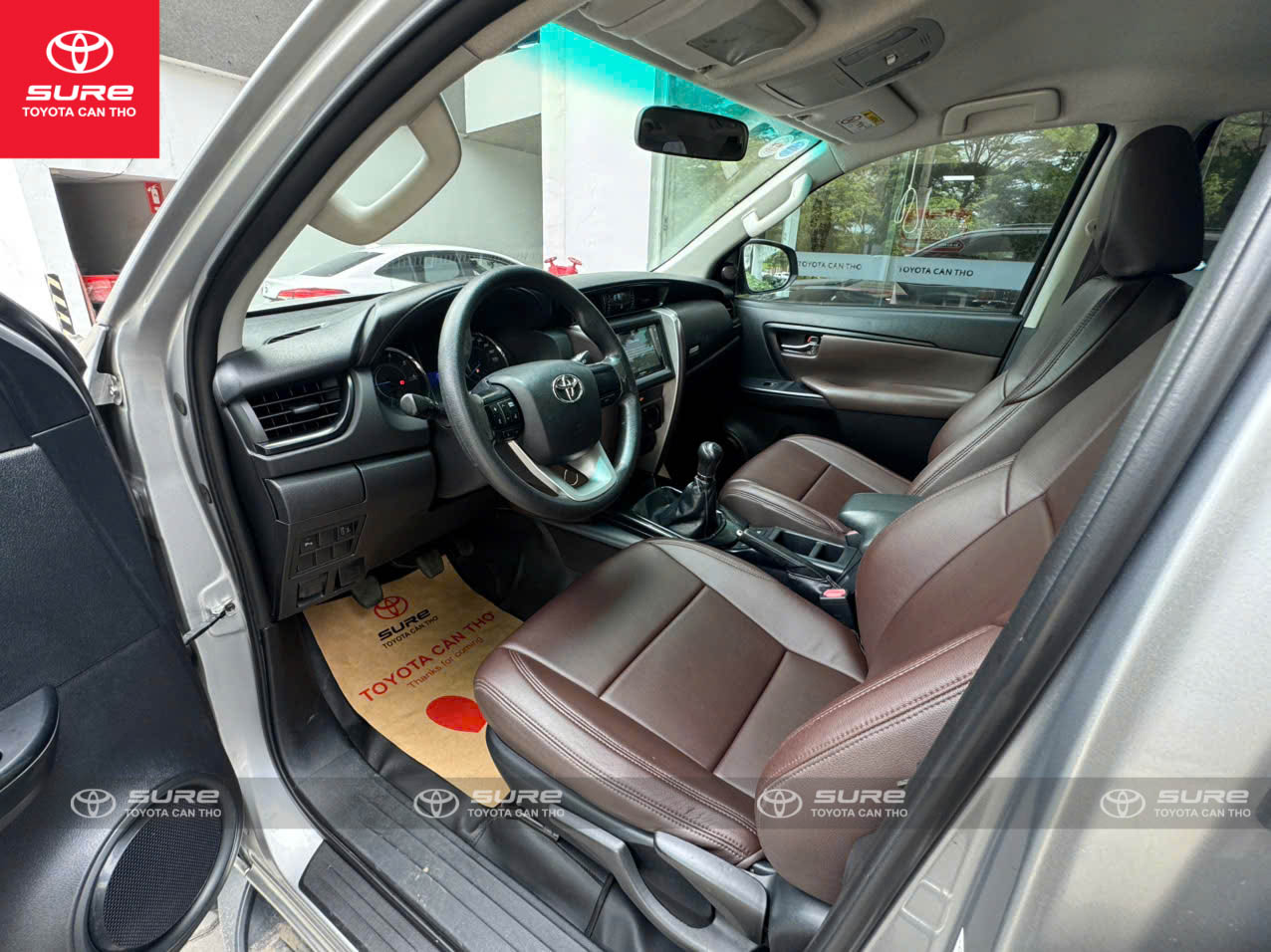 Fortuner 2.4AT 4X2
