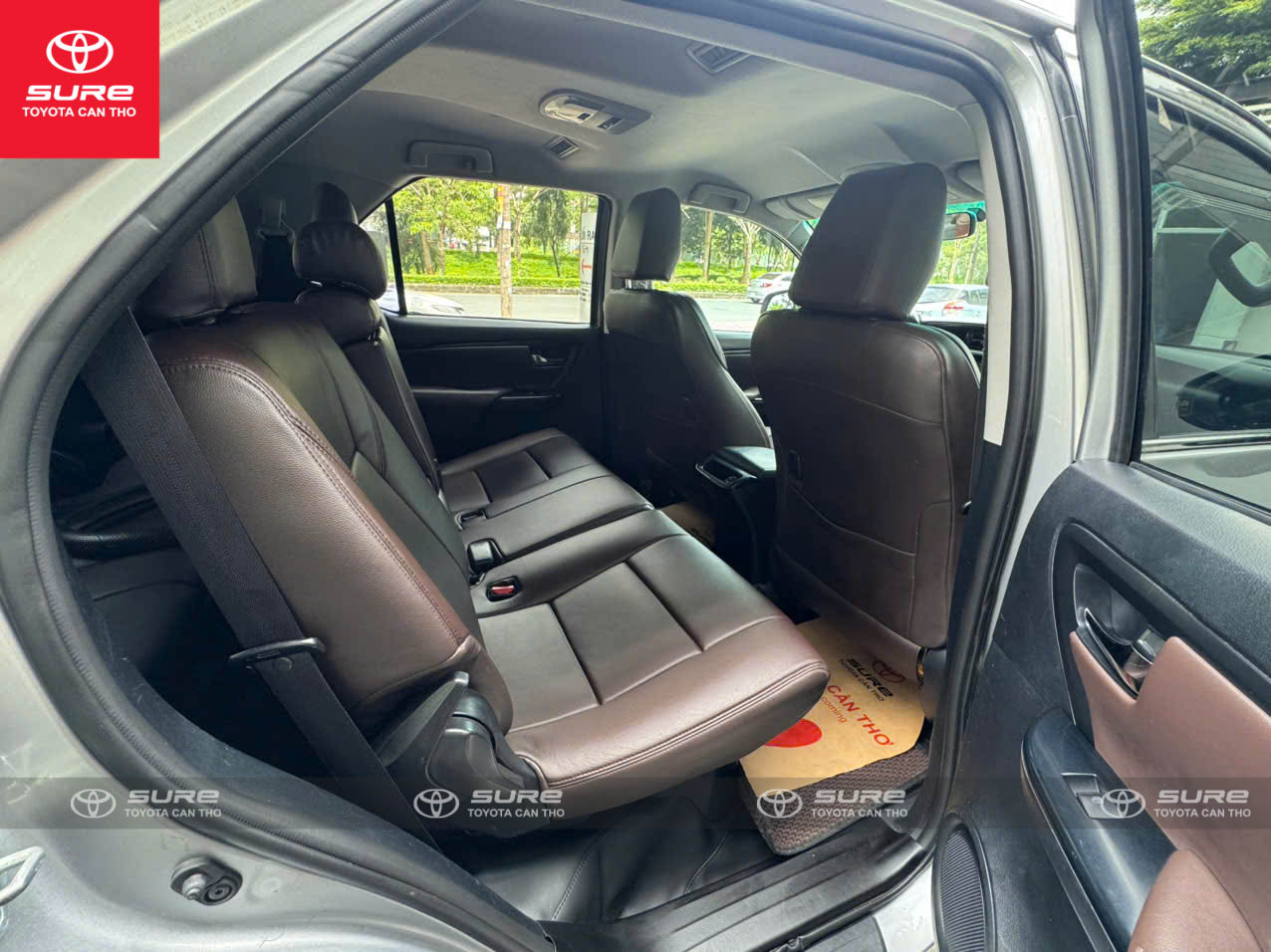 Fortuner 2.4AT 4X2