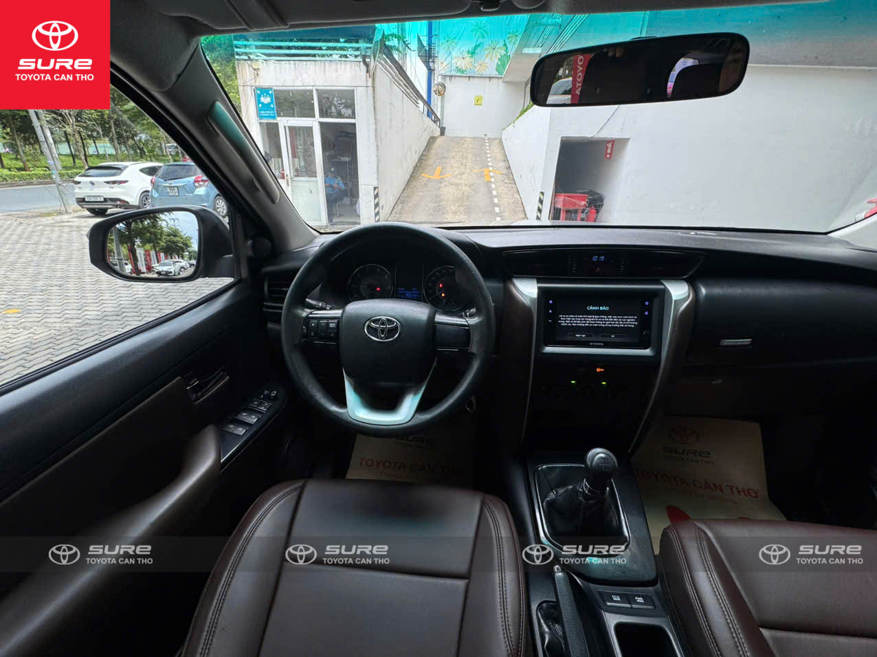 Fortuner 2.4AT 4X2