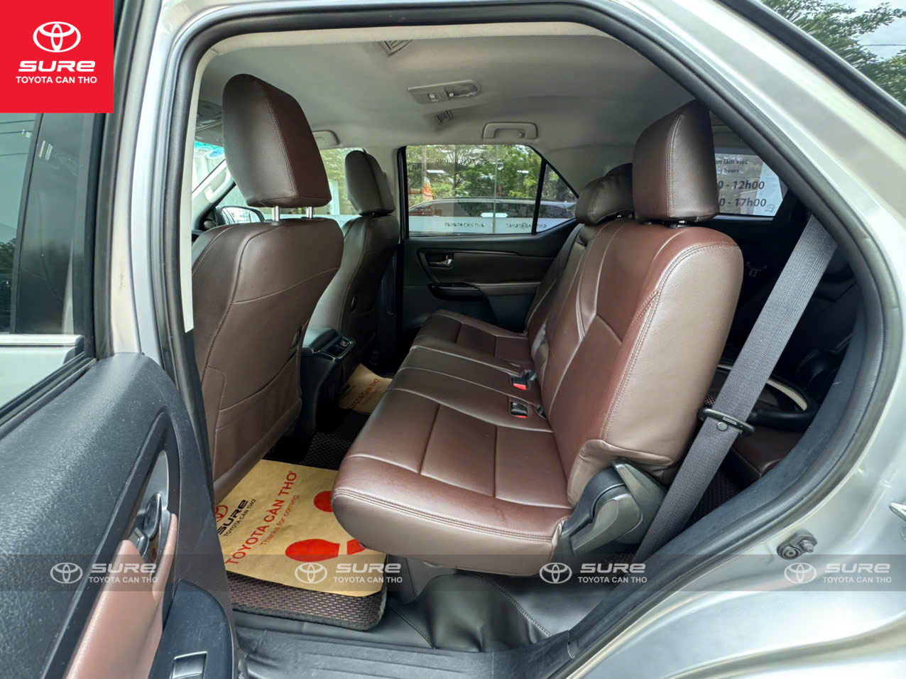 Fortuner 2.4AT 4X2