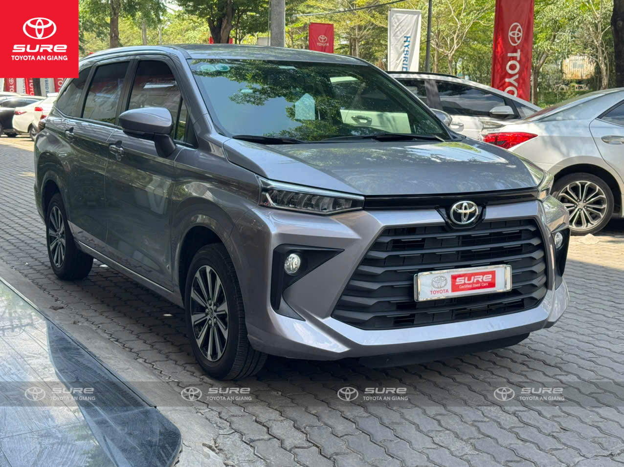 AVANZA PREMIO CVT
