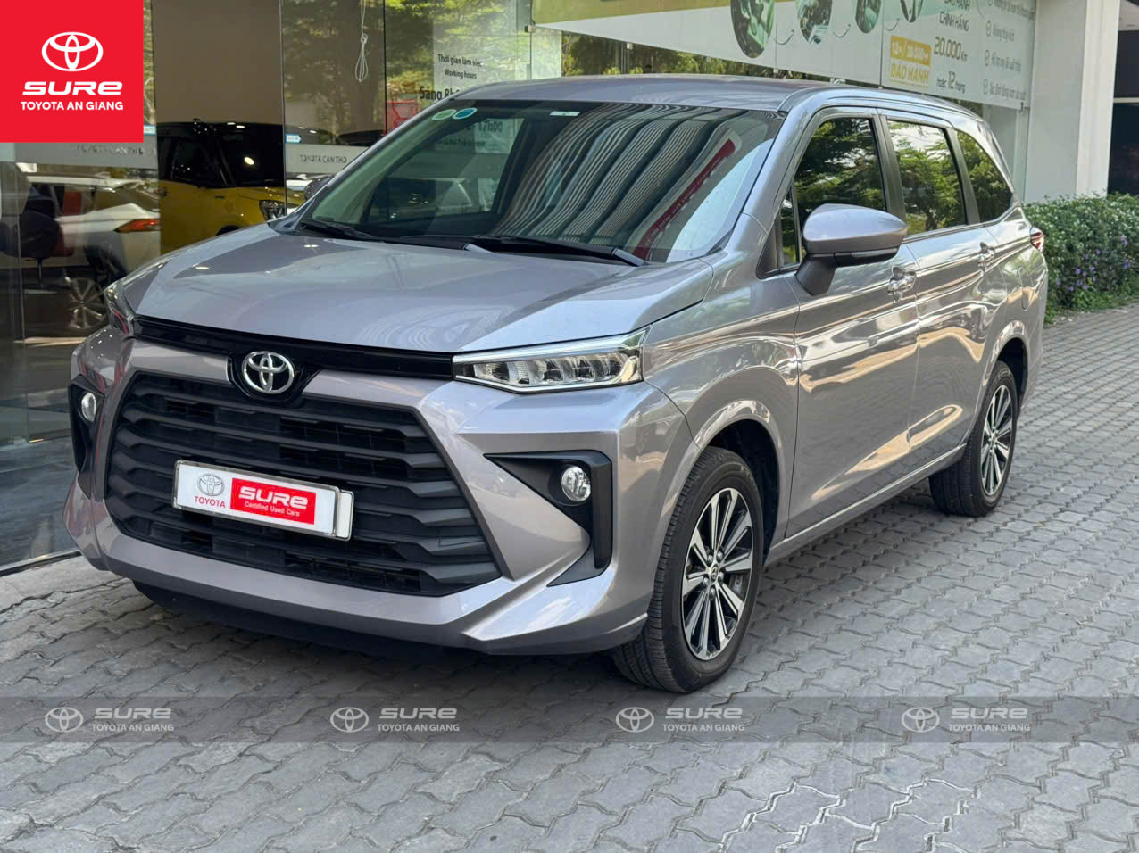 AVANZA PREMIO CVT