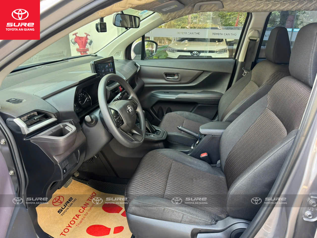 AVANZA PREMIO CVT