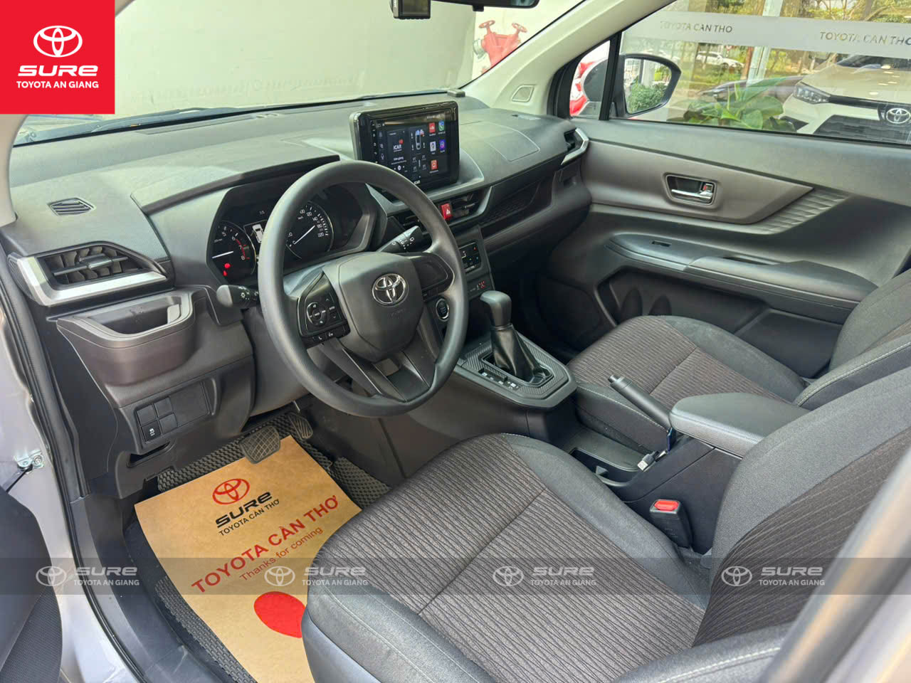 AVANZA PREMIO CVT