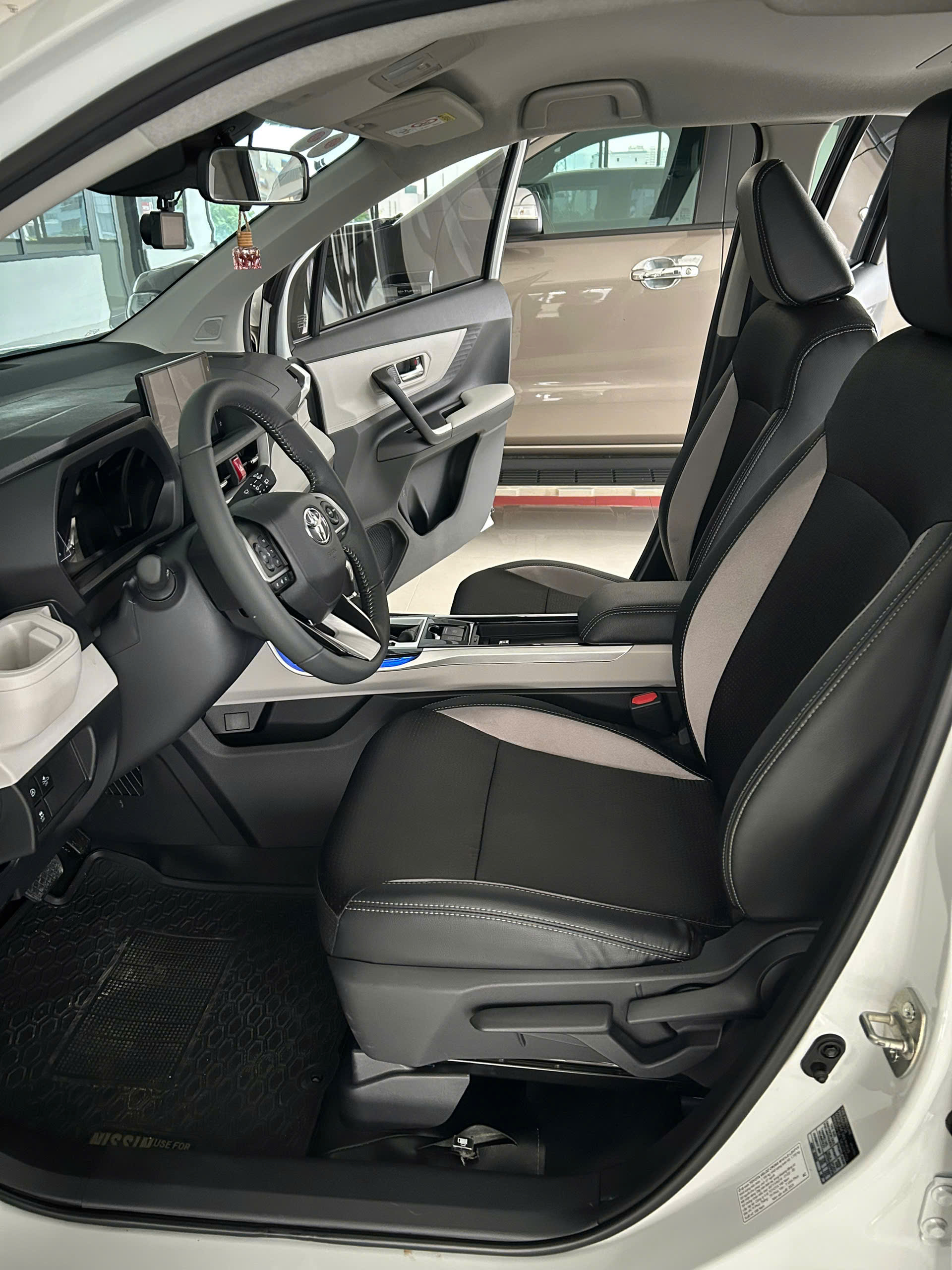 VELOZ CROSS CVT TOP