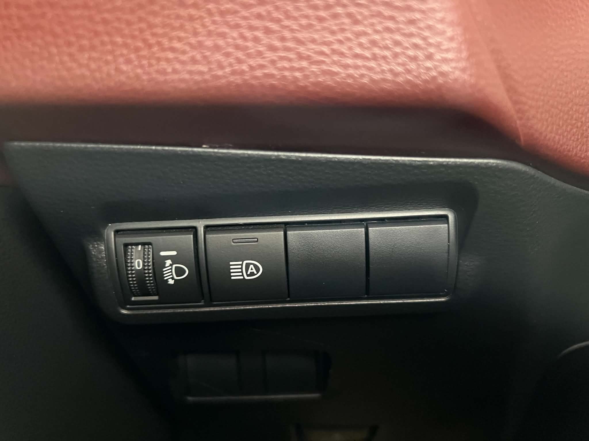 COROLLA CROSS 1.8V