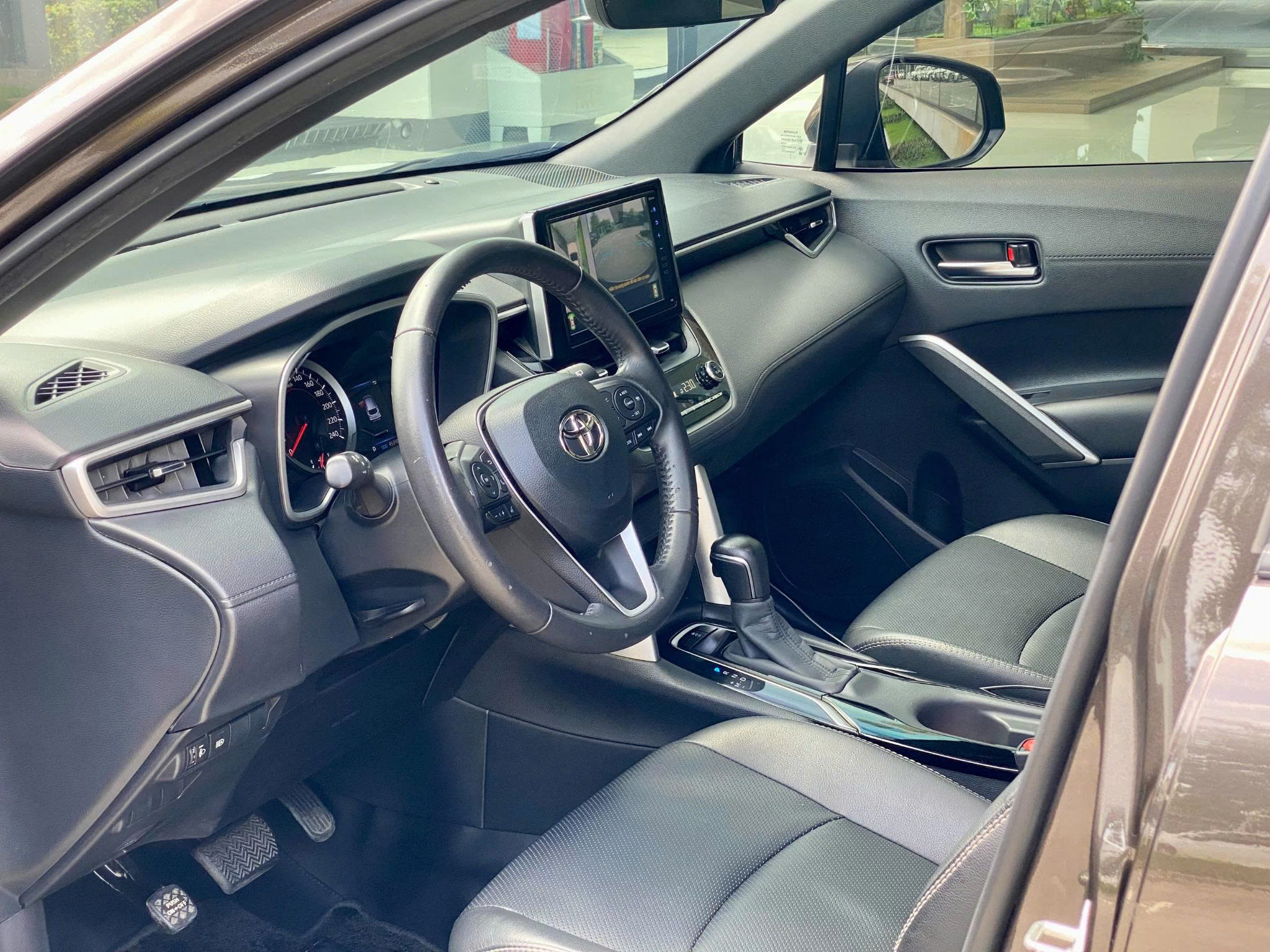 COROLLA CROSS 1.8V
